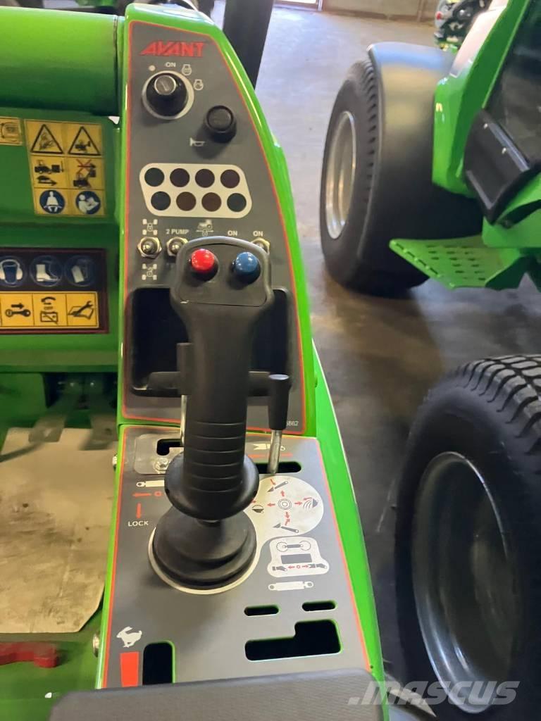 Avant Avant 528 Minicargadoras