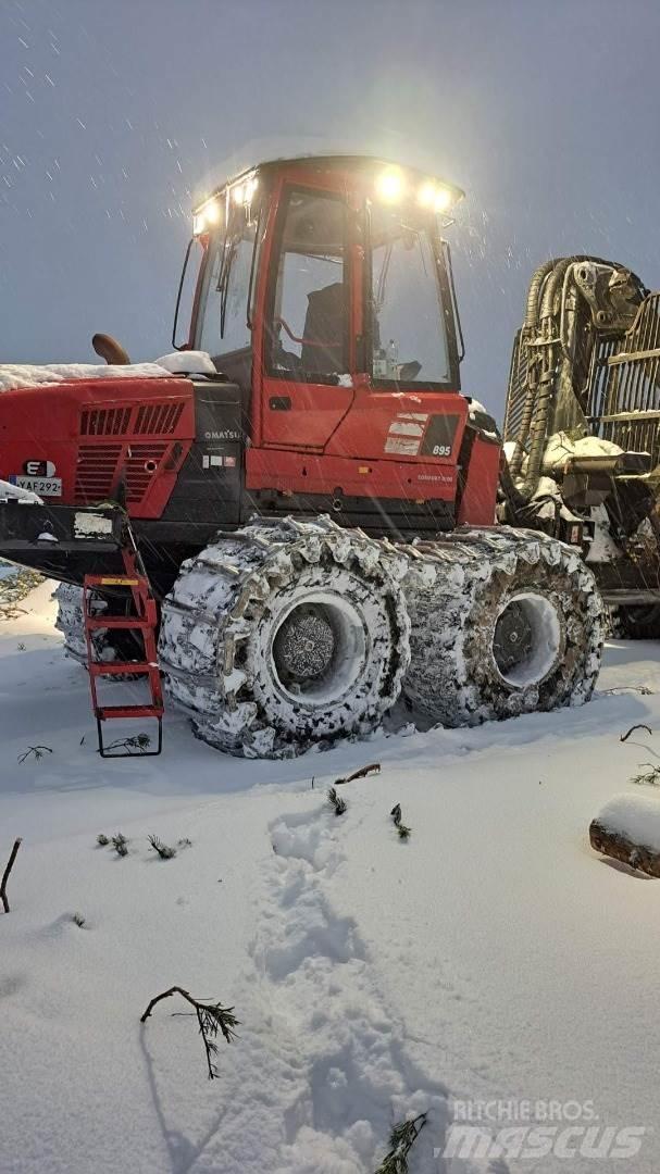 Komatsu 895 Transportadoras