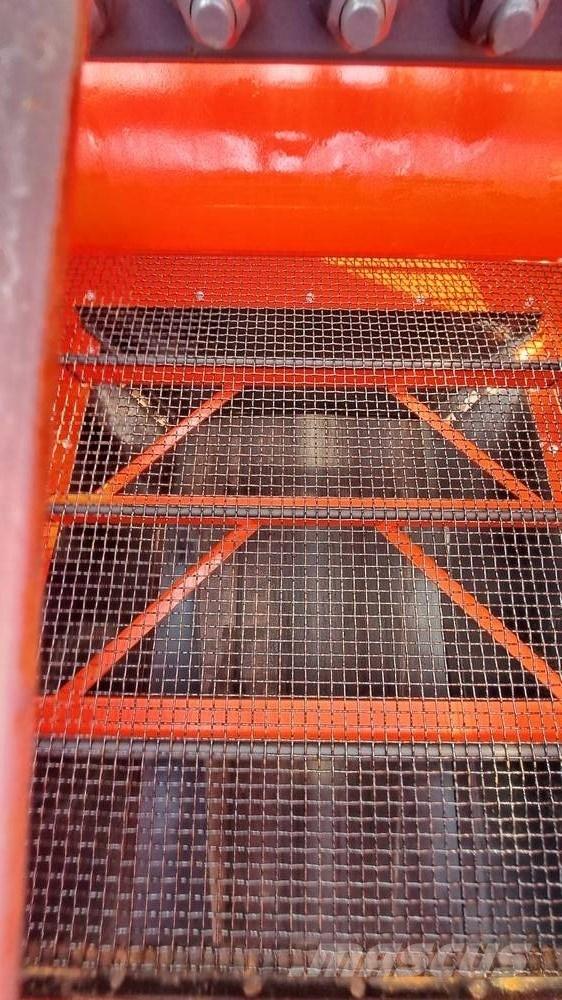 Terex Finlay 873+ Cribas