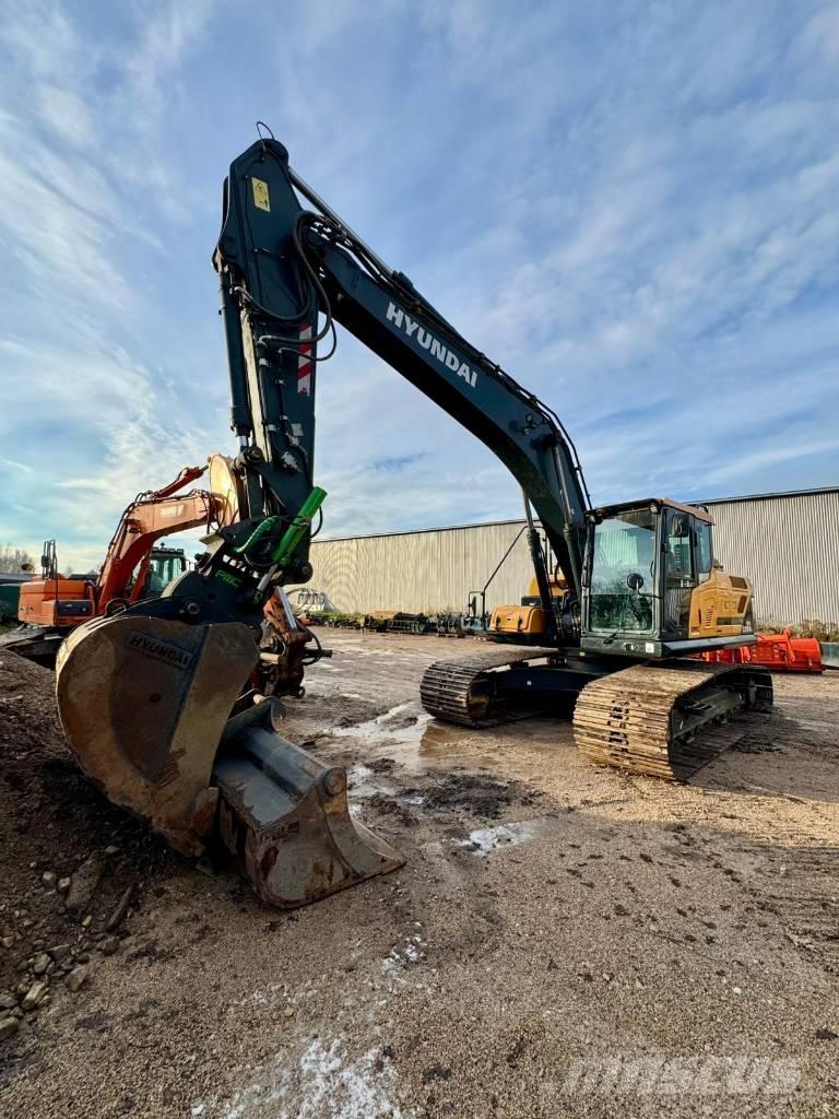 Hyundai HX 220 AL Excavadoras sobre orugas