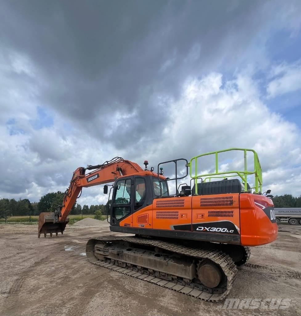 Doosan DX300-LC-7 Excavadoras sobre orugas
