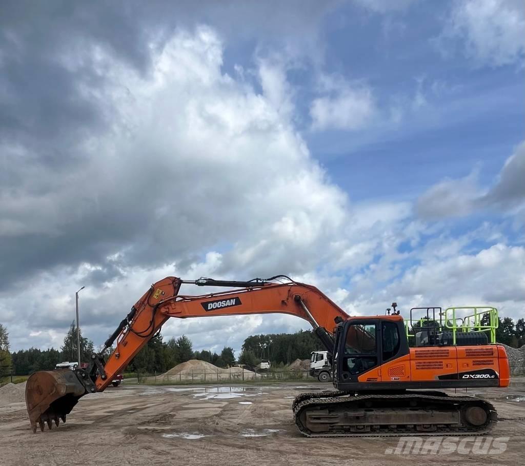 Doosan DX300-LC-7 Excavadoras sobre orugas
