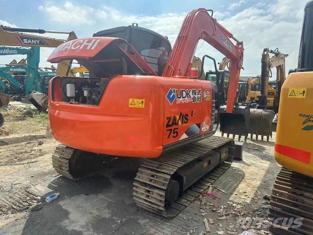 Hitachi ZX 75 Excavadoras 7t - 12t
