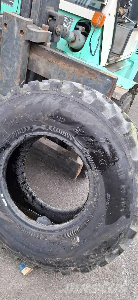 Dunlop 335/80R18 Ruedas