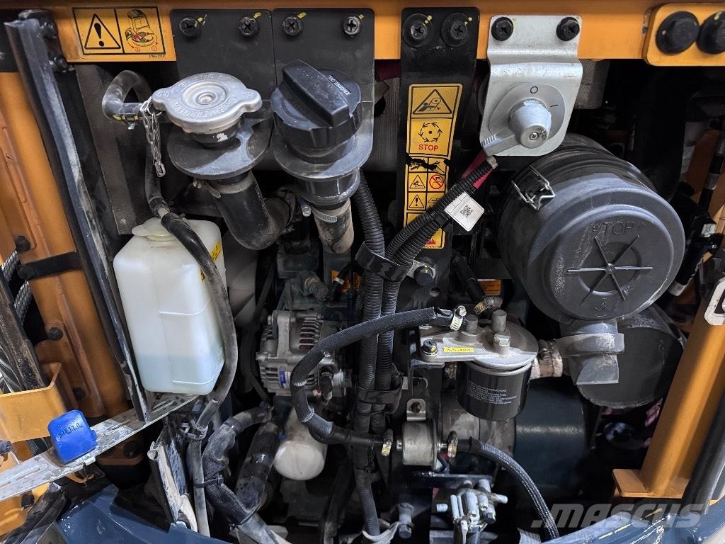 Hyundai R25Z-9 AK Miniexcavadoras