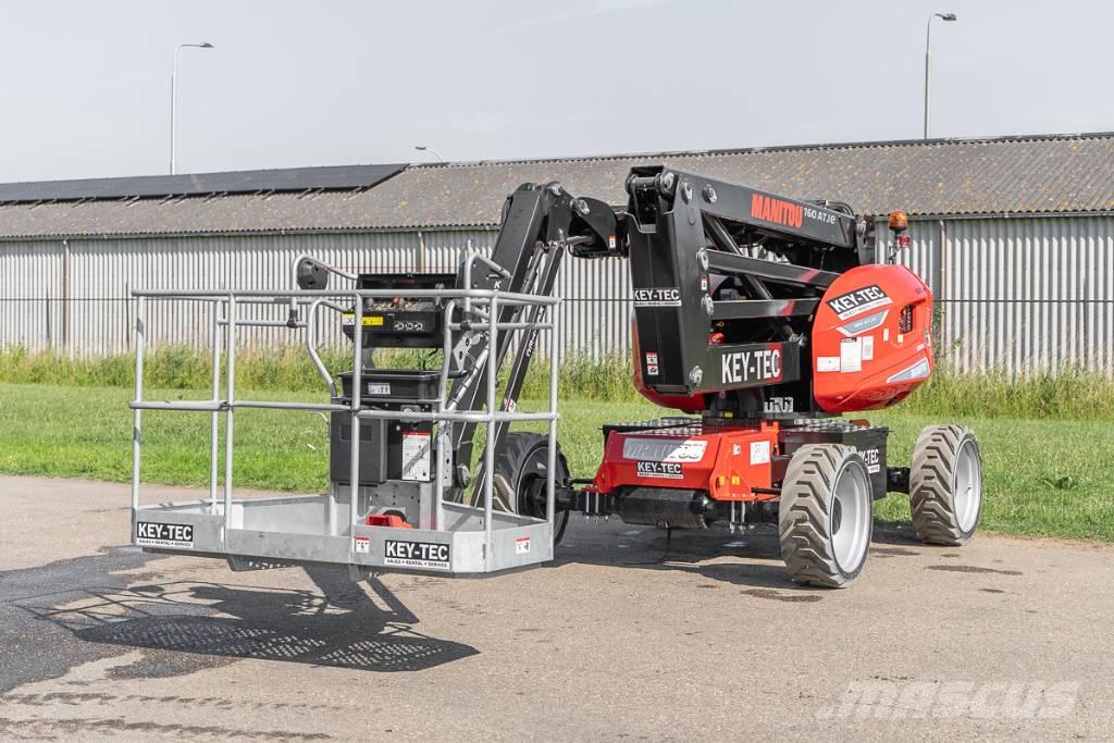 Manitou 160 ATJ e Plataformas con brazo de elevación manual