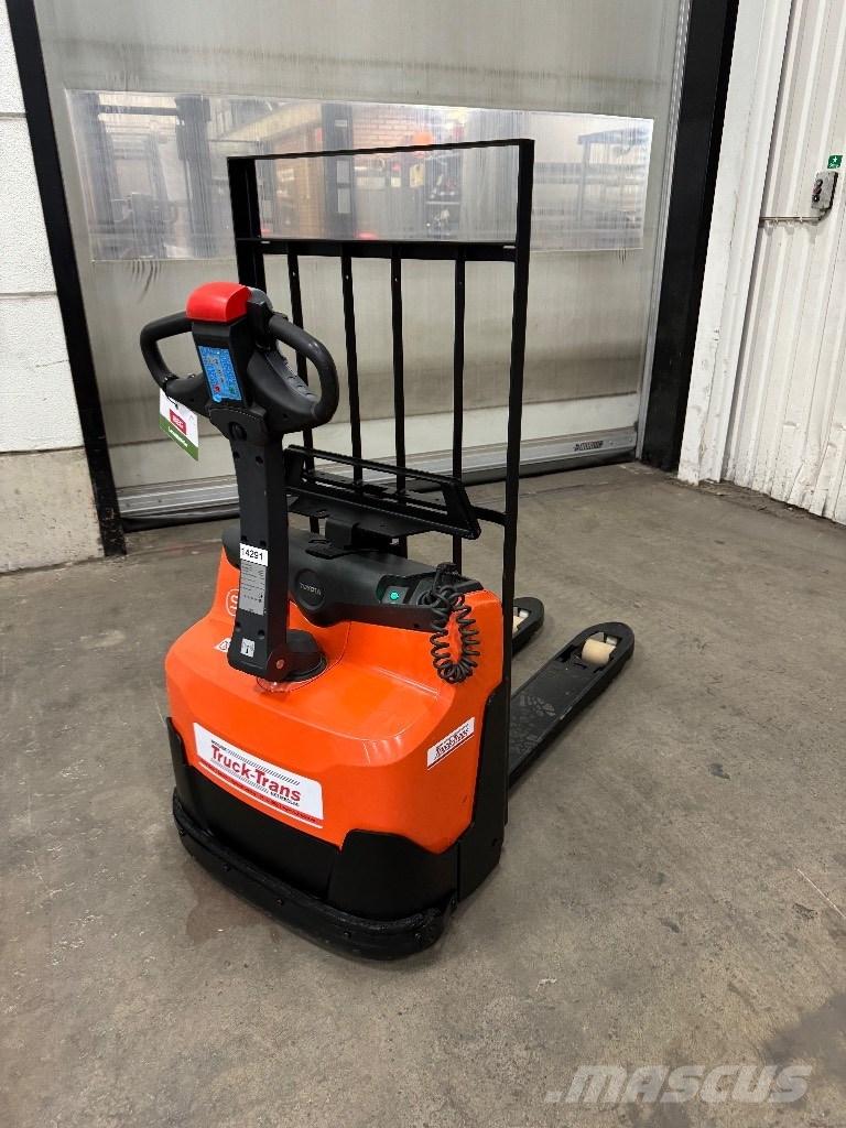 Toyota LWI160 Montacargas de baja elevación