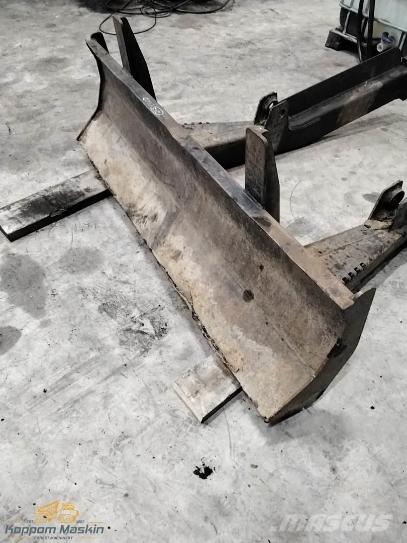 John Deere 1110 Otros componentes