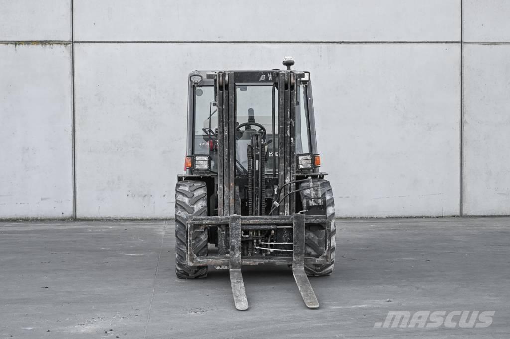 Manitou MH 25-4 Montacargas todo terreno