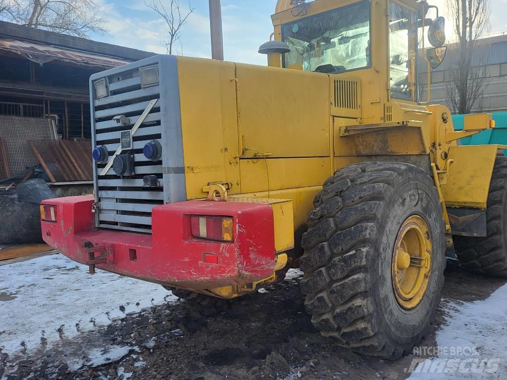 Volvo L 120 Cargadoras sobre ruedas