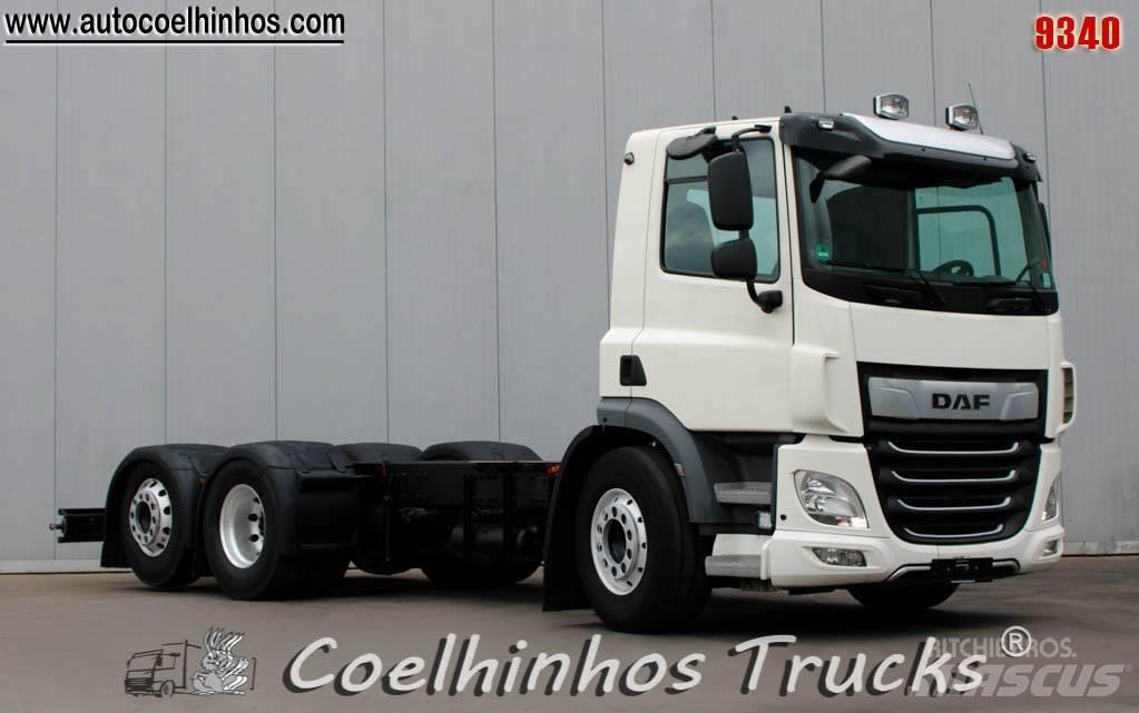 DAF CF 450 Camiones con chasís y cabina