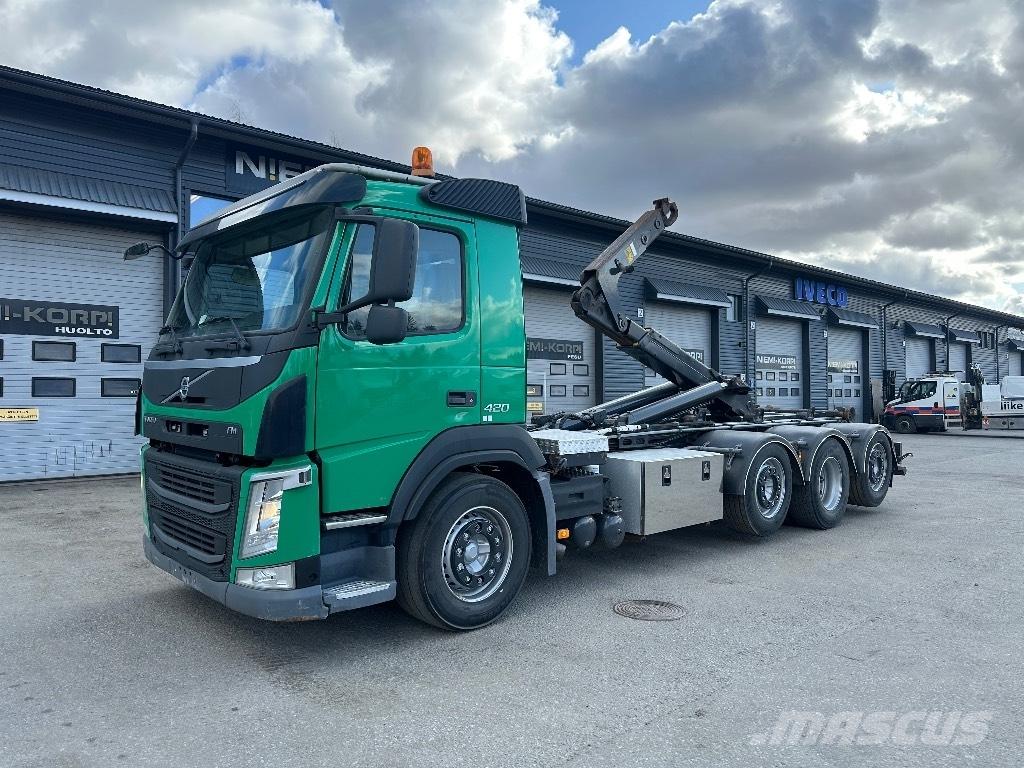 Volvo FM 420 8x2/4 Camiones elevadores de gancho