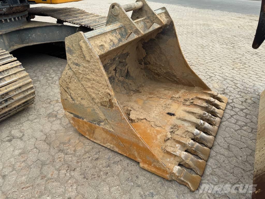 Liebherr R 926 LC Excavadoras sobre orugas