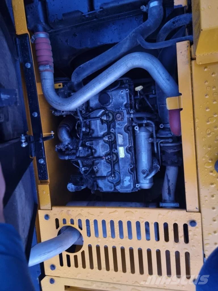 JCB JS 160 LC Excavadoras sobre orugas