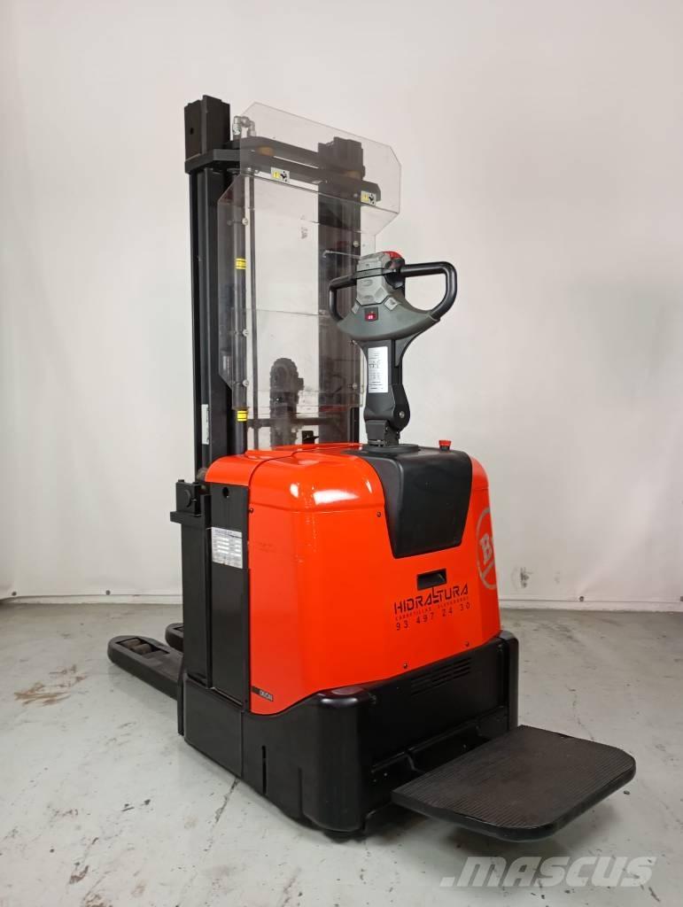 BT SPE 125 Apiladoras eléctricos