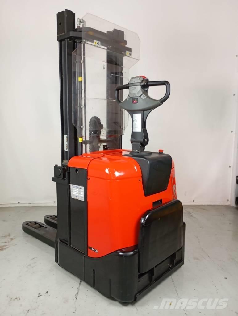 BT SPE 125 Apiladoras eléctricos