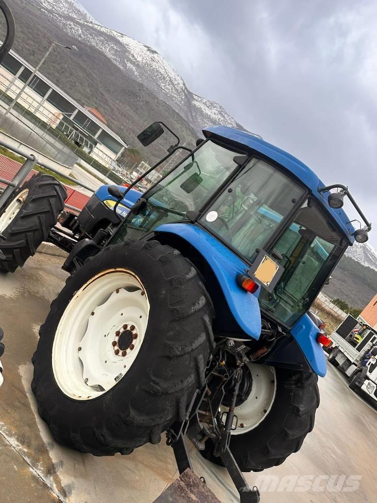 New Holland TD 5040 Tractores