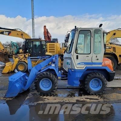 Hitachi LX 20-7 Cargadoras sobre ruedas