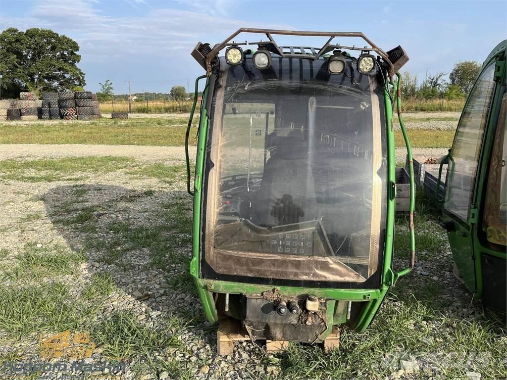 John Deere 1010E Cabina