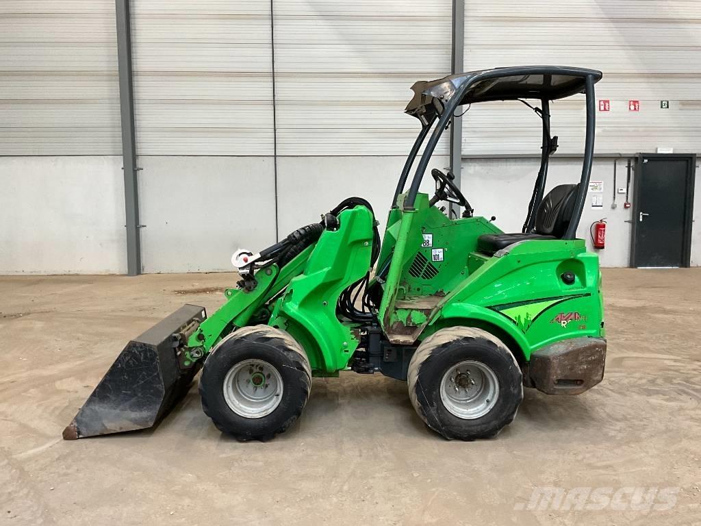 Avant R 28 T S Minicargadoras