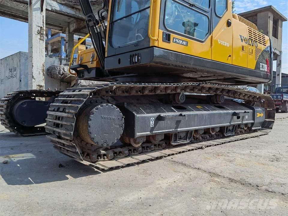 Volvo EC 210 B LC Excavadoras 7t - 12t