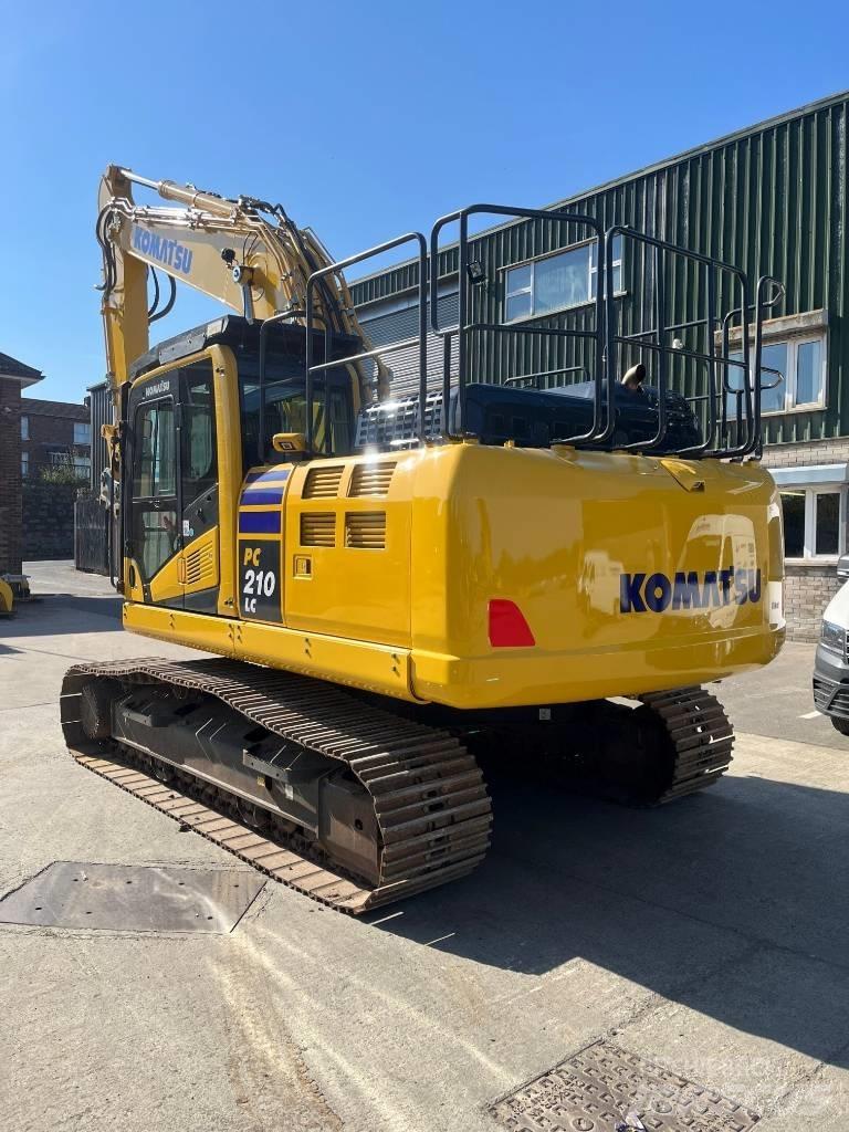 Komatsu PC210LC-11E0 Excavadoras sobre orugas