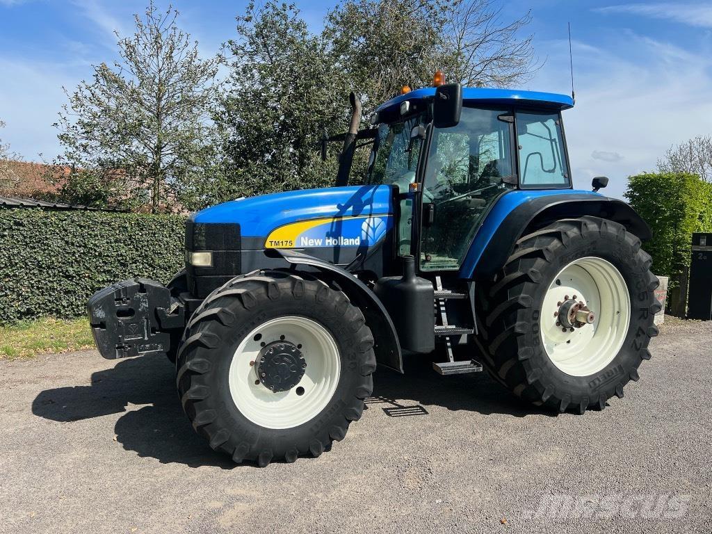 New Holland TM 175 Tractores
