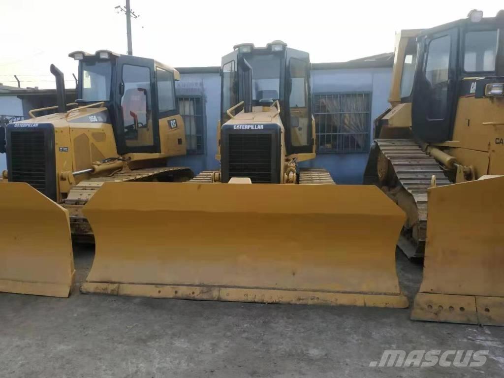 CAT D5M Buldozer sobre oruga