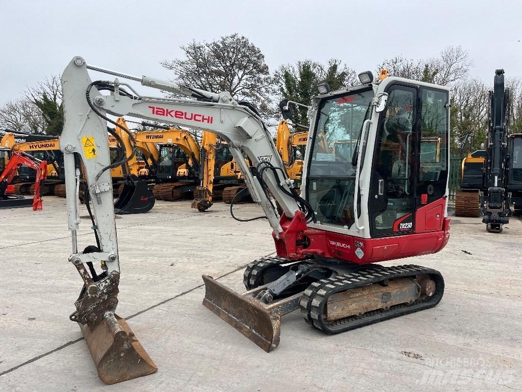 Takeuchi TB 230 Miniexcavadoras