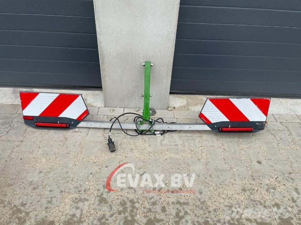 Amazone Teres 300 V Arados reversibles