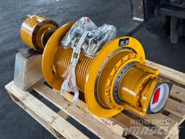 Bauer new winch Barcos / barcazas de carga