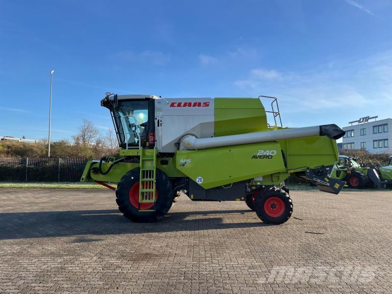 CLAAS AVERO 240 Cosechadoras combinadas
