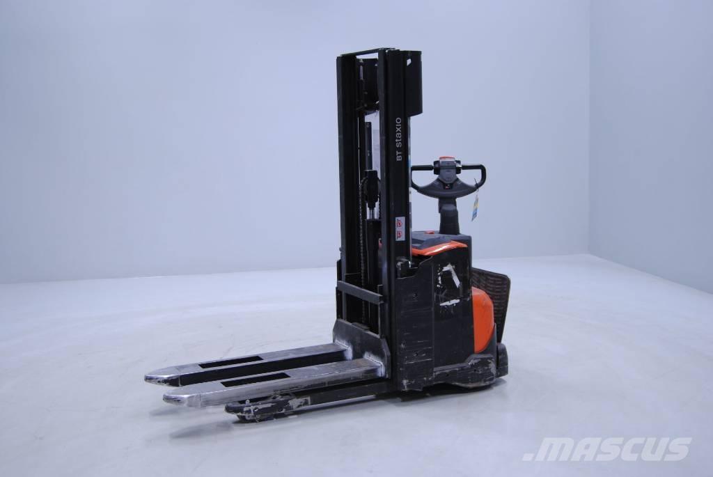 Toyota SWE140L Montacargas manual