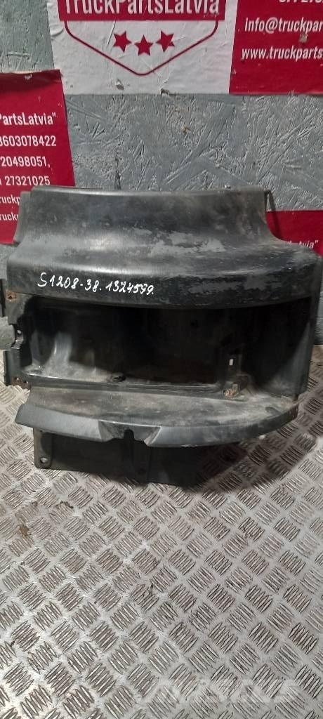 Scania 94 D.  1324599 Cabinas