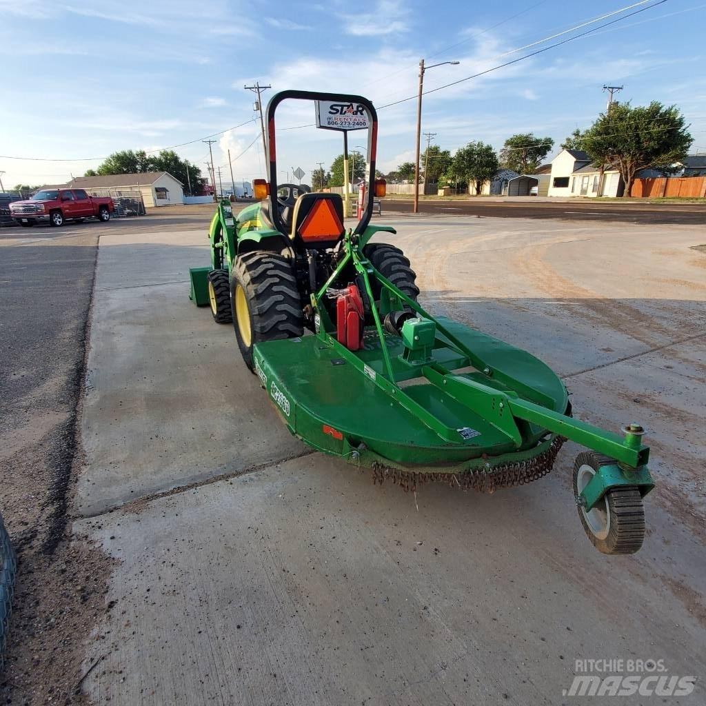 John Deere 3203 Tractores compactos