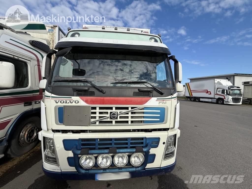 Volvo FM 440 Camiones con caja de remolque