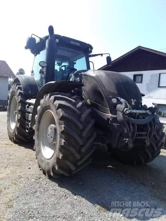 Valtra S 374 Tractores