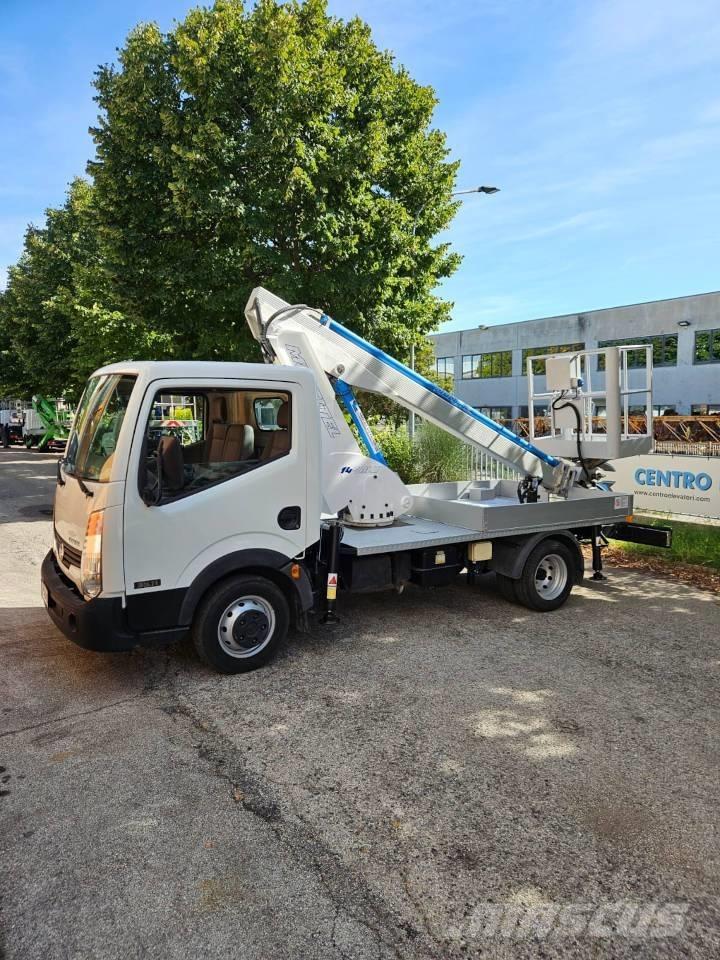 Multitel ALU 145 Plataformas sobre camión