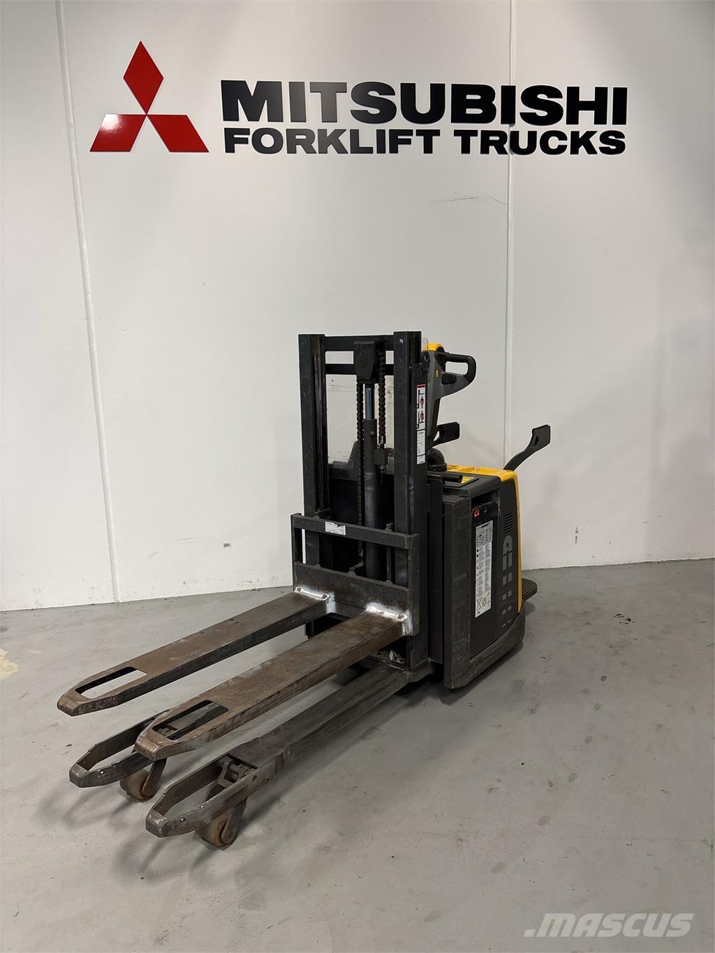 Atlet PDP200 Apiladoras eléctricos