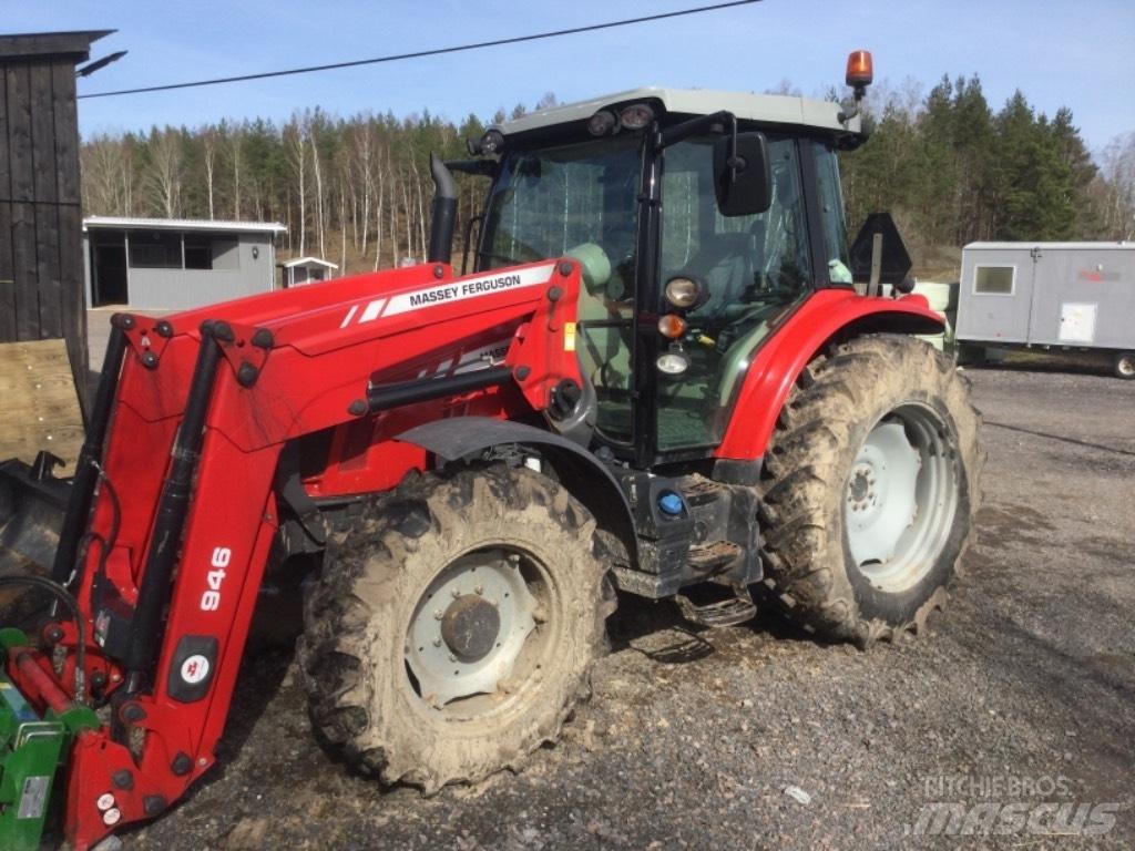 Massey Ferguson 5712 Tractores