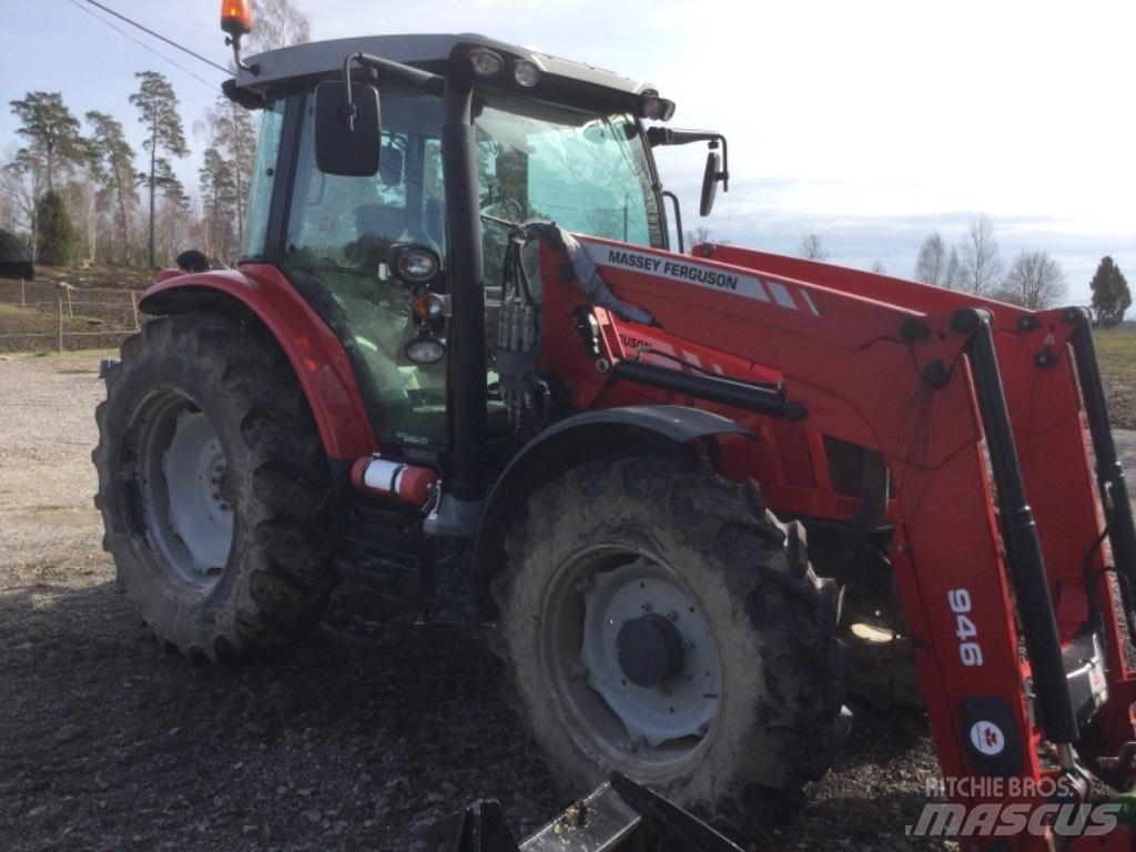 Massey Ferguson 5712 Tractores