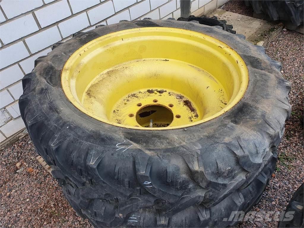 Kleber 270/95R32 Ruedas