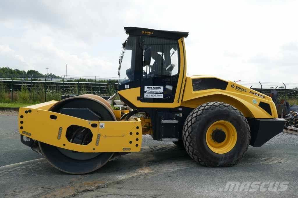 Bomag BW 213 BVC-5 Compactadoras de suelo