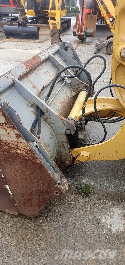 CAT 906M Cargadoras sobre ruedas