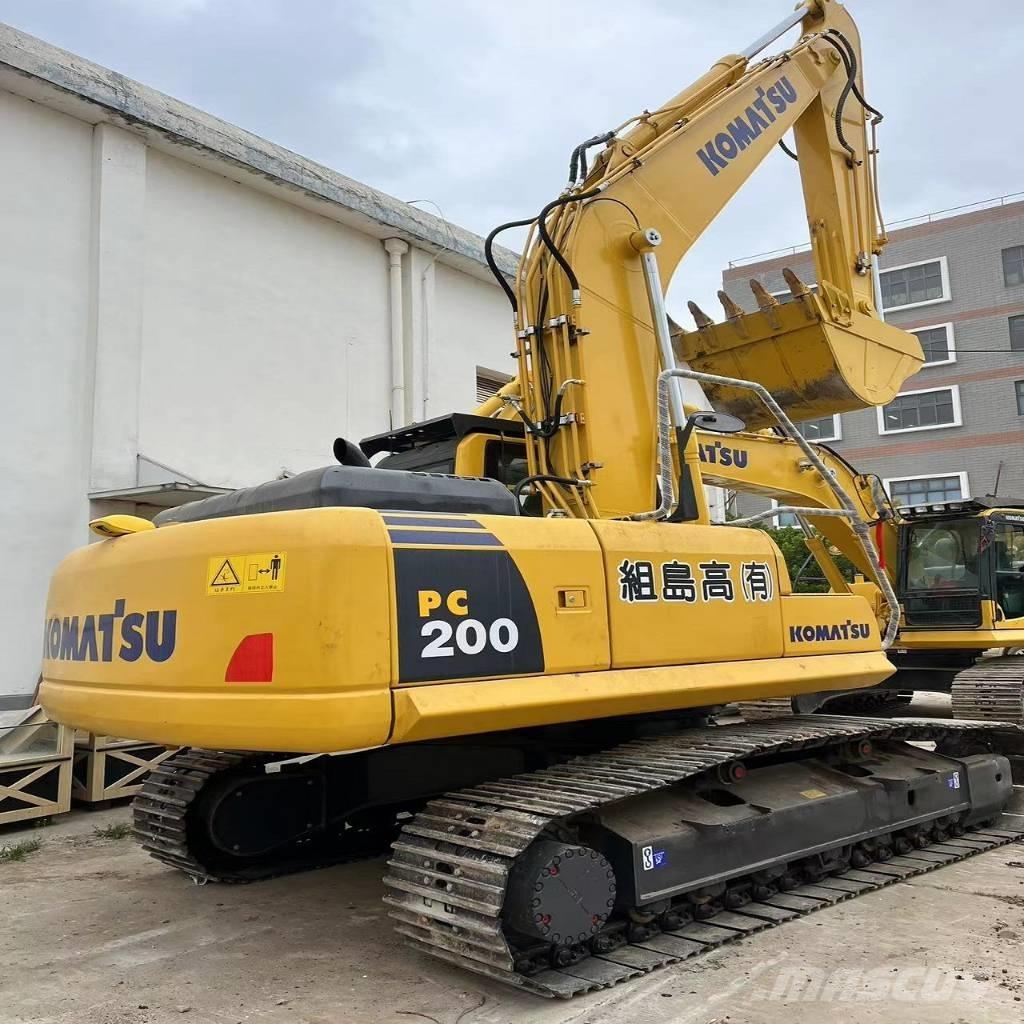 Komatsu PC 200-8N1 Excavadoras sobre orugas