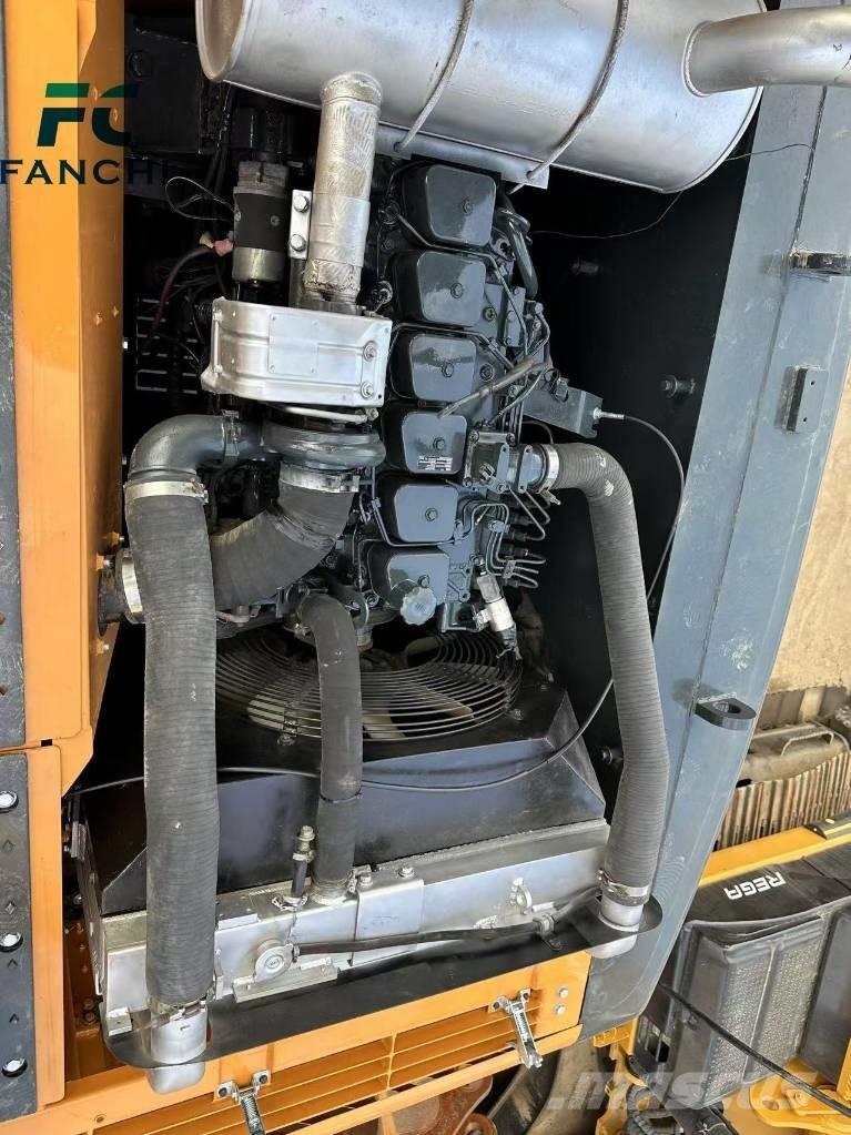 Hyundai 220LC-9S Excavadoras sobre orugas