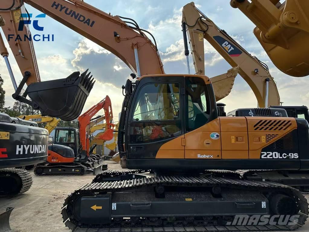 Hyundai 220LC-9S Excavadoras sobre orugas