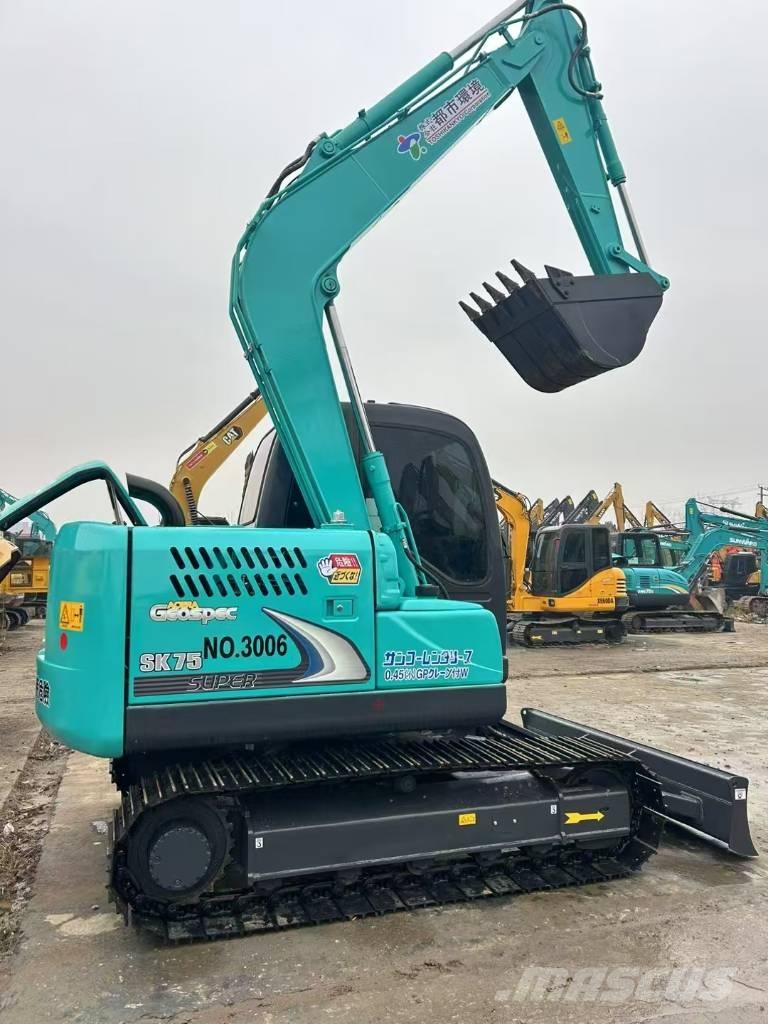 Kobelco SK 75 Excavadoras sobre orugas