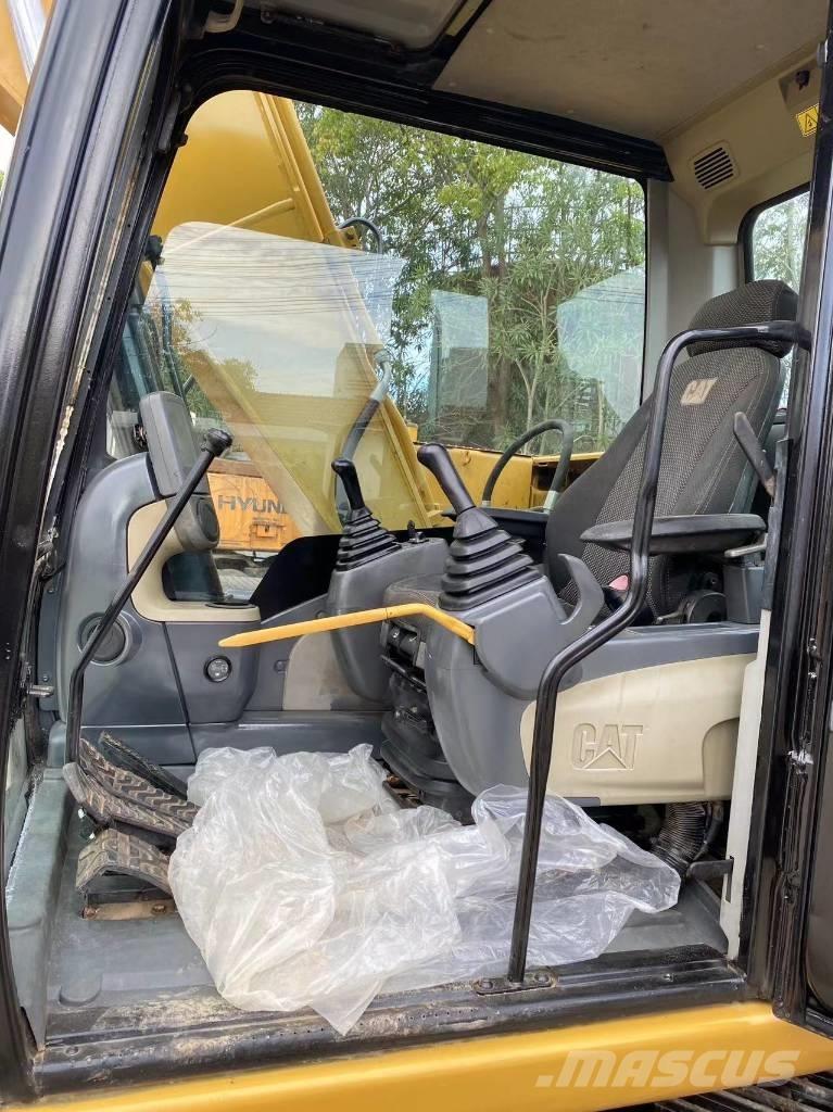 CAT 313 D Excavadoras sobre orugas