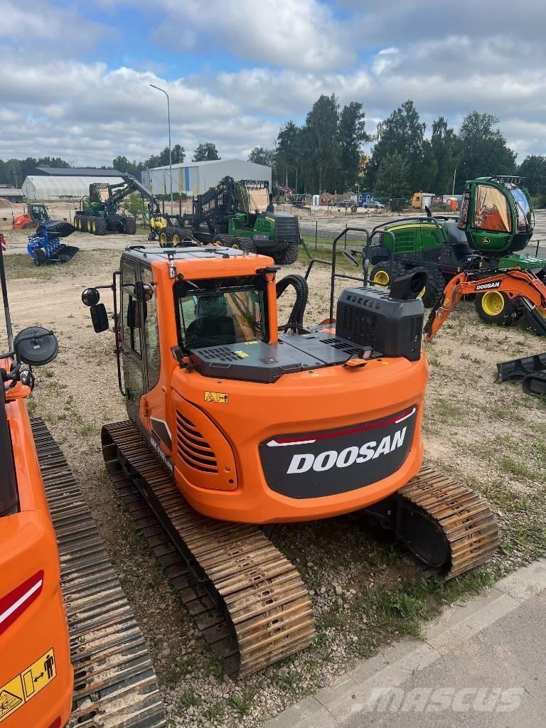 Doosan DX 140 LCR-7 Excavadoras sobre orugas